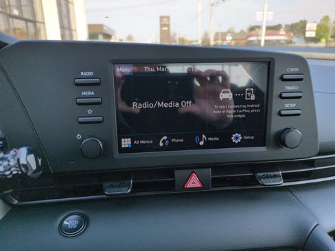 New 2026 Hyundai Elantra Sport FWD image 18