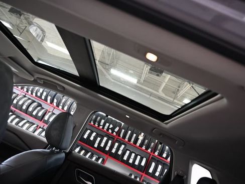 Used 2021 Nissan Rogue Platinum FWD image 24