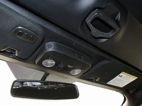 Used 2017 Ford Mustang Premium image 20