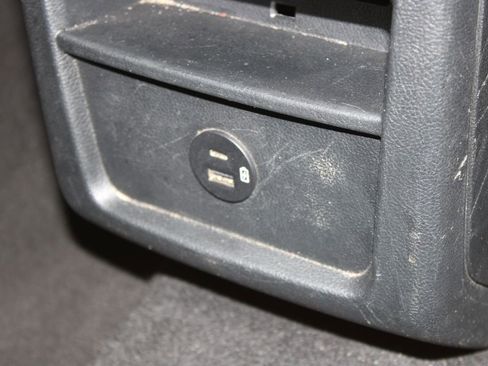 Used 2021 Ford Edge SEL FWD image 31