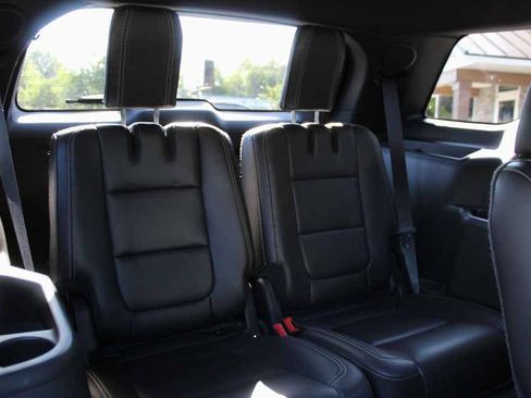 Used 2015 Ford Explorer Sport w/ Equipment Group 401A AWD/4WD image 29