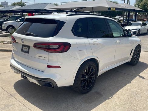 Used 2022 BMW X5 xDrive45e w/ M Sport Package AWD/4WD image 3