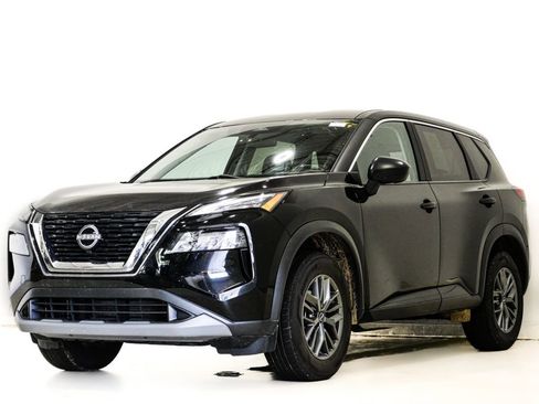 Used 2023 Nissan Rogue S FWD image 3