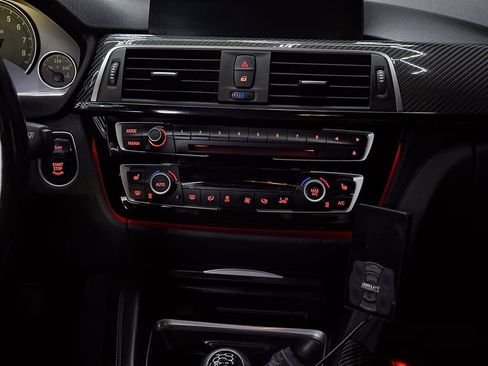 Used 2016 BMW M3 RWD image 22