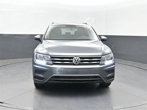 Used 2021 Volkswagen Tiguan SE image 30