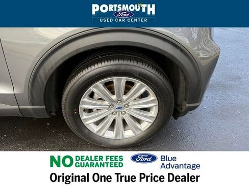 Used 2022 Ford Explorer Limited w/ Limited Technology Package image 35