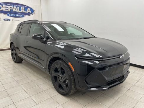 New 2025 Chevrolet Equinox EV RS image 1