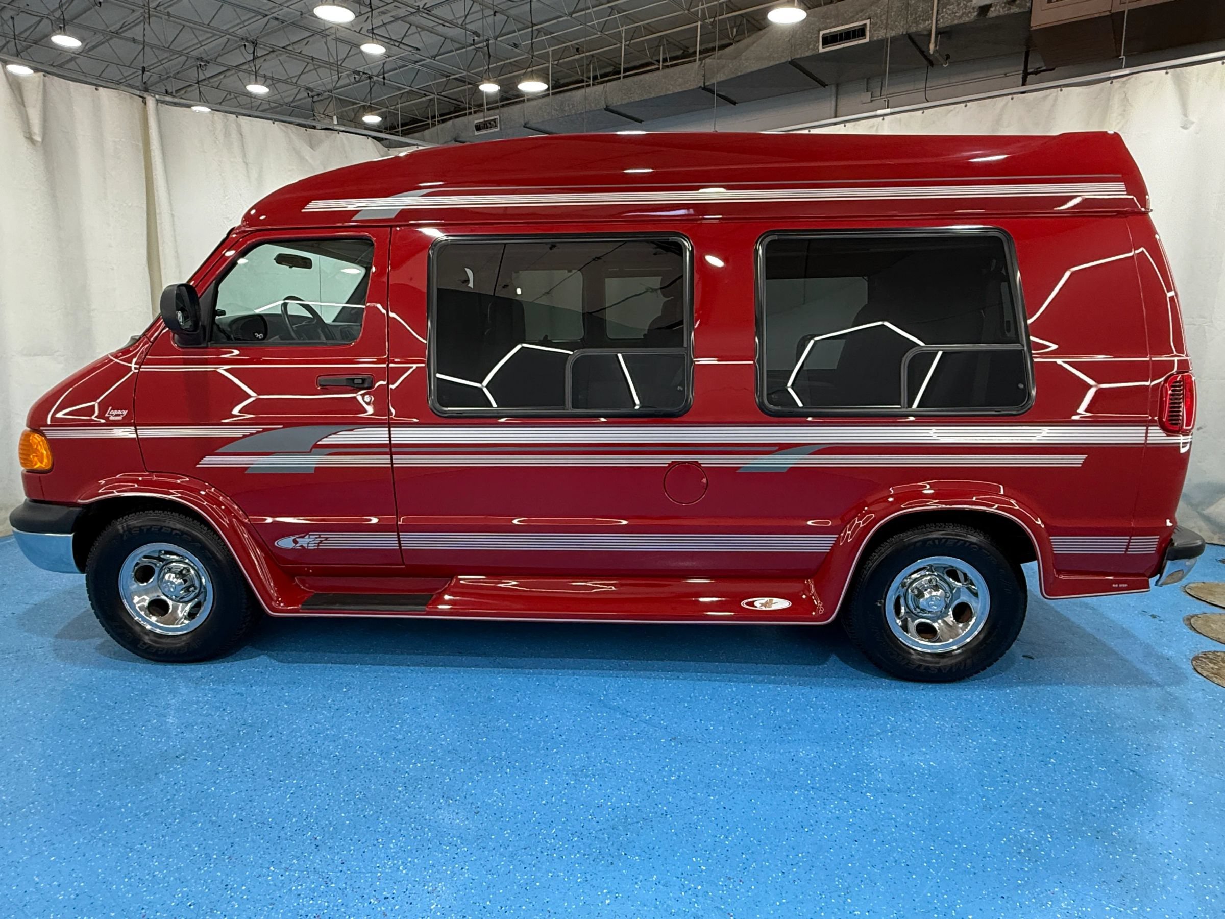 Used 2001 Dodge B1500 RWD image 3