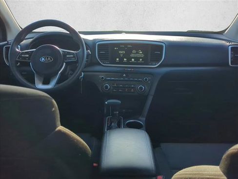 Used 2022 Kia Sportage LX image 21