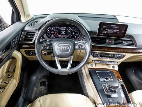 Used 2018 Audi Q5 2.0T Premium Plus w/ Premium Plus Package image 13