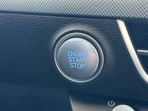 New 2025 Hyundai Sonata Limited image 22