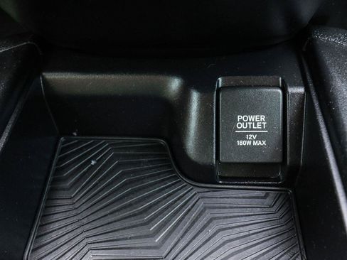 Used 2019 Honda CR-V LX image 9