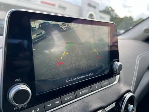 Used 2023 Nissan Sentra SV FWD image 19