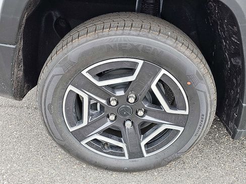 New 2026 Jeep Cherokee Limited image 5