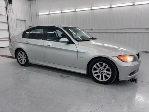 Used 2006 BMW 325xi Sedan AWD/4WD image 8