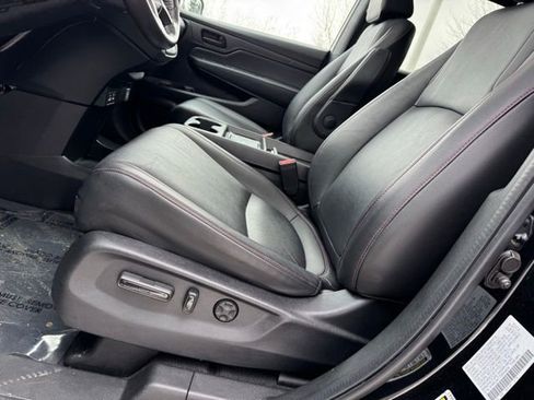 Used 2025 Honda Odyssey Sport-L image 9