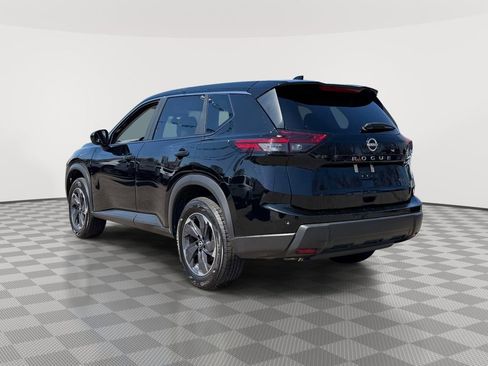 Used 2024 Nissan Rogue SV FWD image 6