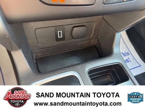 Used 2018 Ford Escape SE w/ SE Sync 3 Package image 22