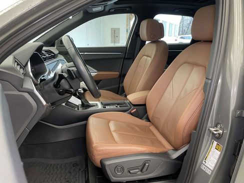 Used 2021 Audi Q3 2.0T Premium Plus image 5