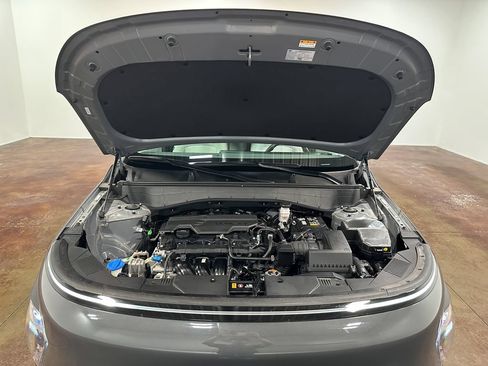 Used 2025 Hyundai Kona SEL AWD/4WD image 94