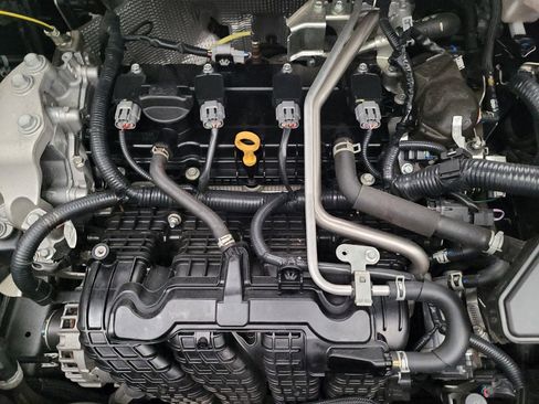 Used 2021 Nissan Rogue SV FWD image 30