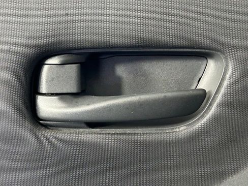 Used 2022 Nissan Frontier S RWD image 27