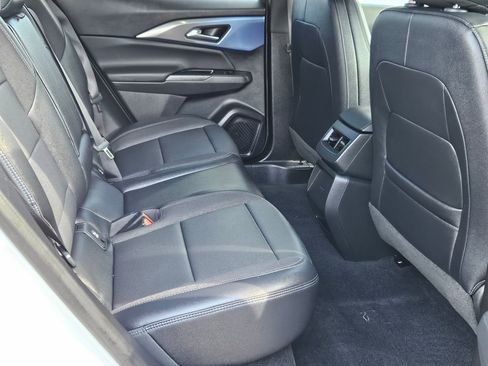 Used 2026 Chevrolet Equinox EV LT FWD image 26