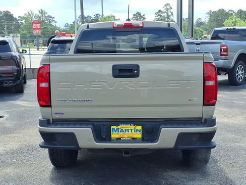 Used 2022 Chevrolet Colorado Z71 AWD/4WD image 6
