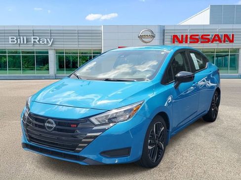 Used 2025 Nissan Versa SR w/ Trunk Package FWD image 2