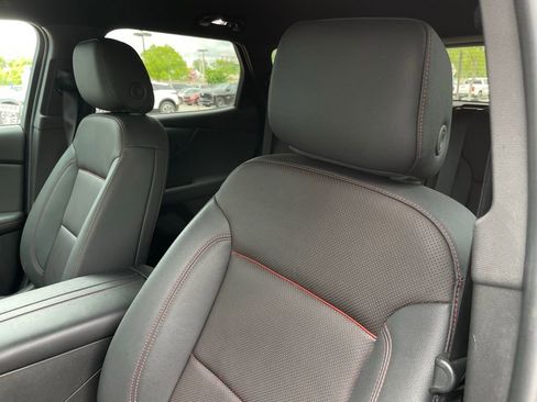 Used 2025 Chevrolet Blazer RS FWD image 23