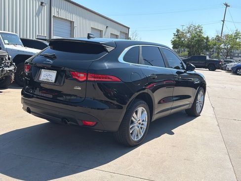 Used 2017 Jaguar F-PACE R-Sport AWD/4WD image 5