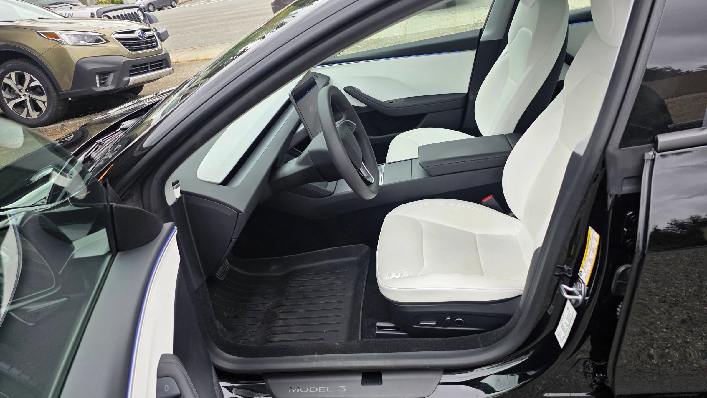 Used 2025 Tesla Model 3 Long Range RWD image 10