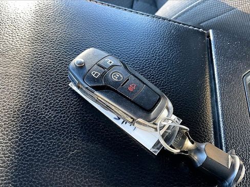 Used 2019 Ford F350 XLT w/ XLT Premium Package image 11