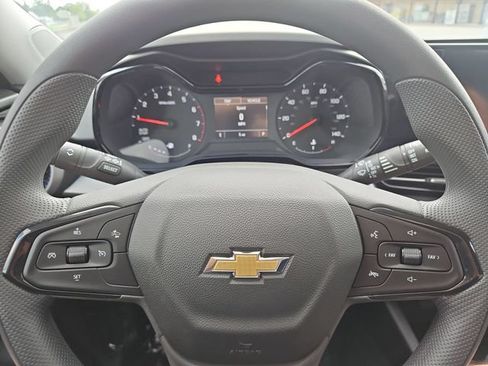 New 2026 Chevrolet Trax LS w/ LS Convenience Package FWD image 12