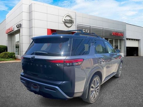 Used 2023 Nissan Pathfinder SL w/ SL Premium Package AWD/4WD image 6