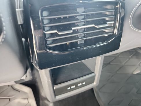 Used 2023 Volkswagen ID.4 Pro S image 13