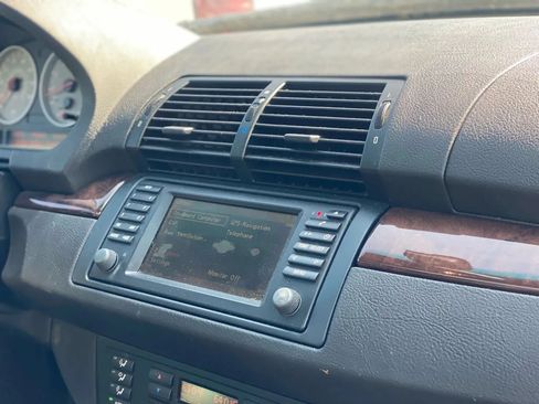 Used 2006 BMW X5 4.8is AWD/4WD image 13
