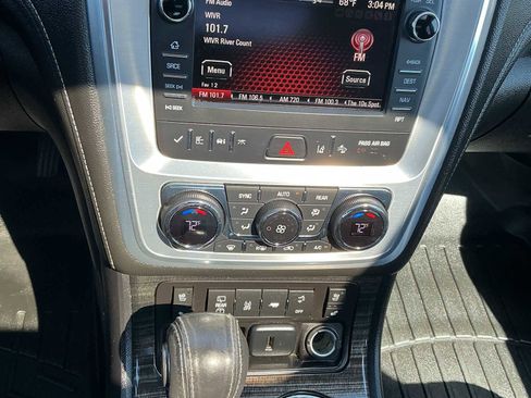 Used 2017 GMC Acadia Limited SLT AWD/4WD image 9