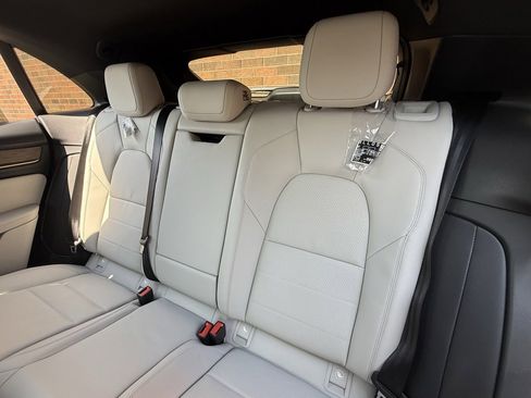 New 2024 Porsche Macan 4 Electric image 16