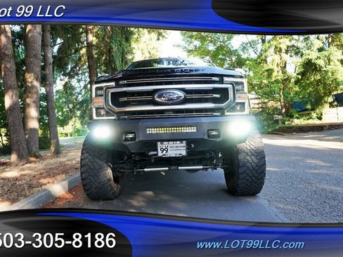 Used 2021 Ford F350 Platinum w/ Tremor Off-Road Package AWD/4WD image 6