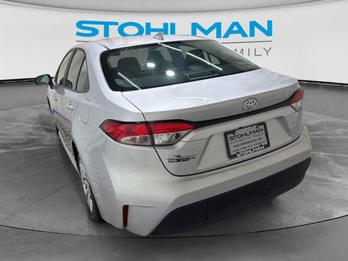 Used 2024 Toyota Corolla LE FWD image 5