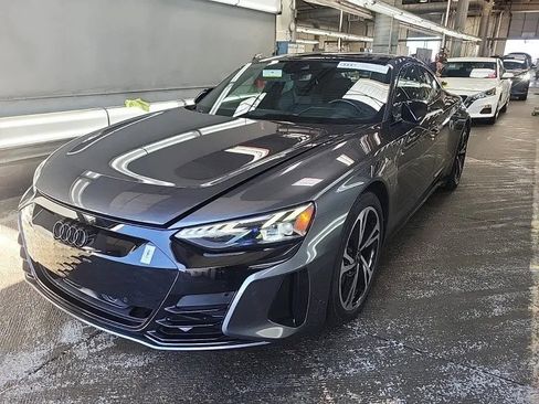 Used 2022 Audi e-tron GT Premium Plus w/ Performance Package image 3