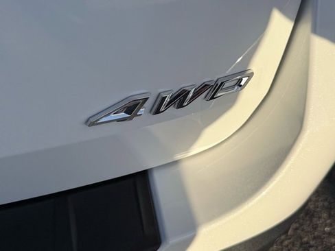 Used 2026 Ford Explorer Platinum w/ LUX Leather Package image 9