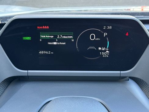 Used 2025 Toyota bZ4X FWD image 29