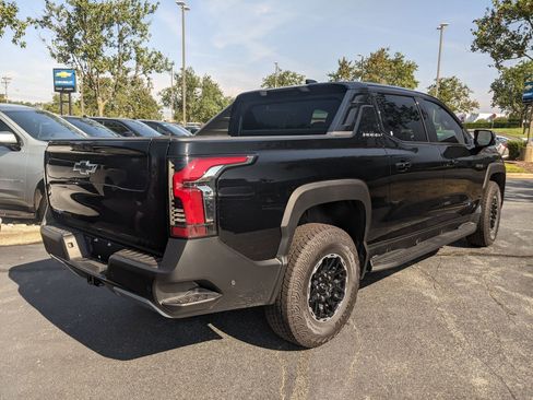 New 2026 Chevrolet Silverado EV Trail Boss w/ Premium Package image 7