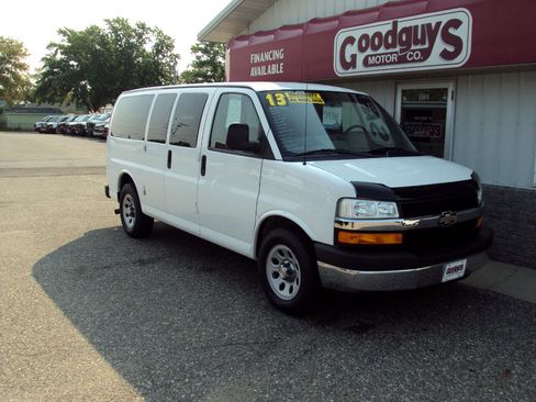 Used 2013 Chevrolet Express 1500 LT w/ LT Preferred Equipment Group image 2