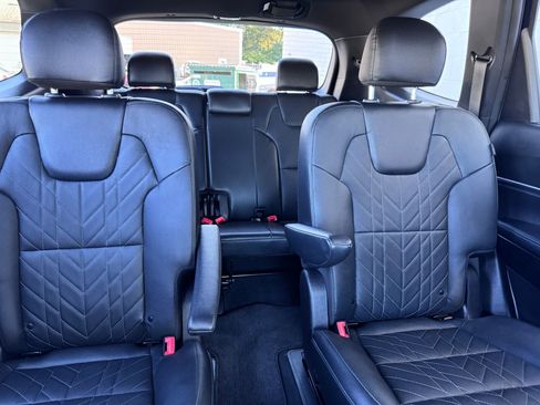 Used 2023 Kia Telluride SX X-Line image 16