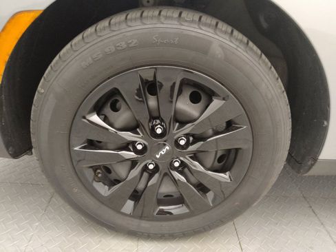 Used 2023 Kia Soul LX FWD image 31