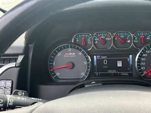 Used 2018 Chevrolet Tahoe LT image 25