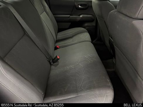 Used 2017 Toyota Tacoma TRD Off-Road w/ Tow Package (A/T) AWD/4WD image 26